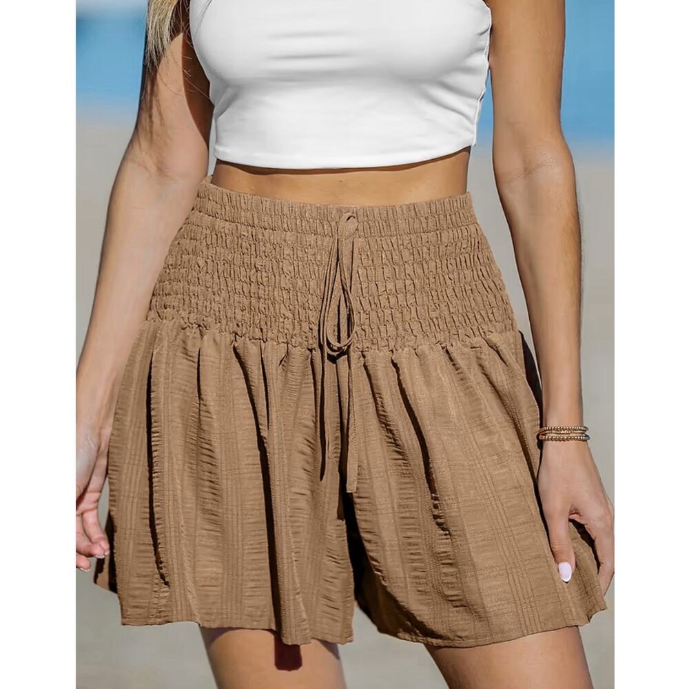 Cupshe Camel Smocked Waist Shorts Size Small NEW NWT
